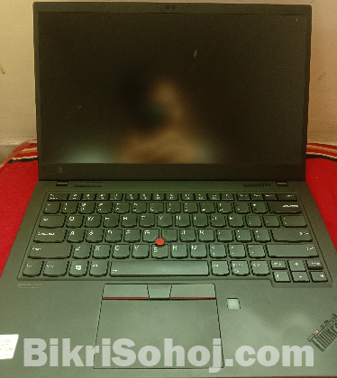 Lenovo ThinkPad X1 Carbon – Core i7 10th Gen, ৫০,০০০ টাকায়!